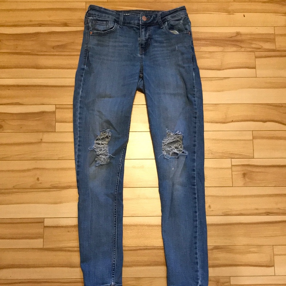 Old Navy Rockstar Distressed Mid Rise Jean